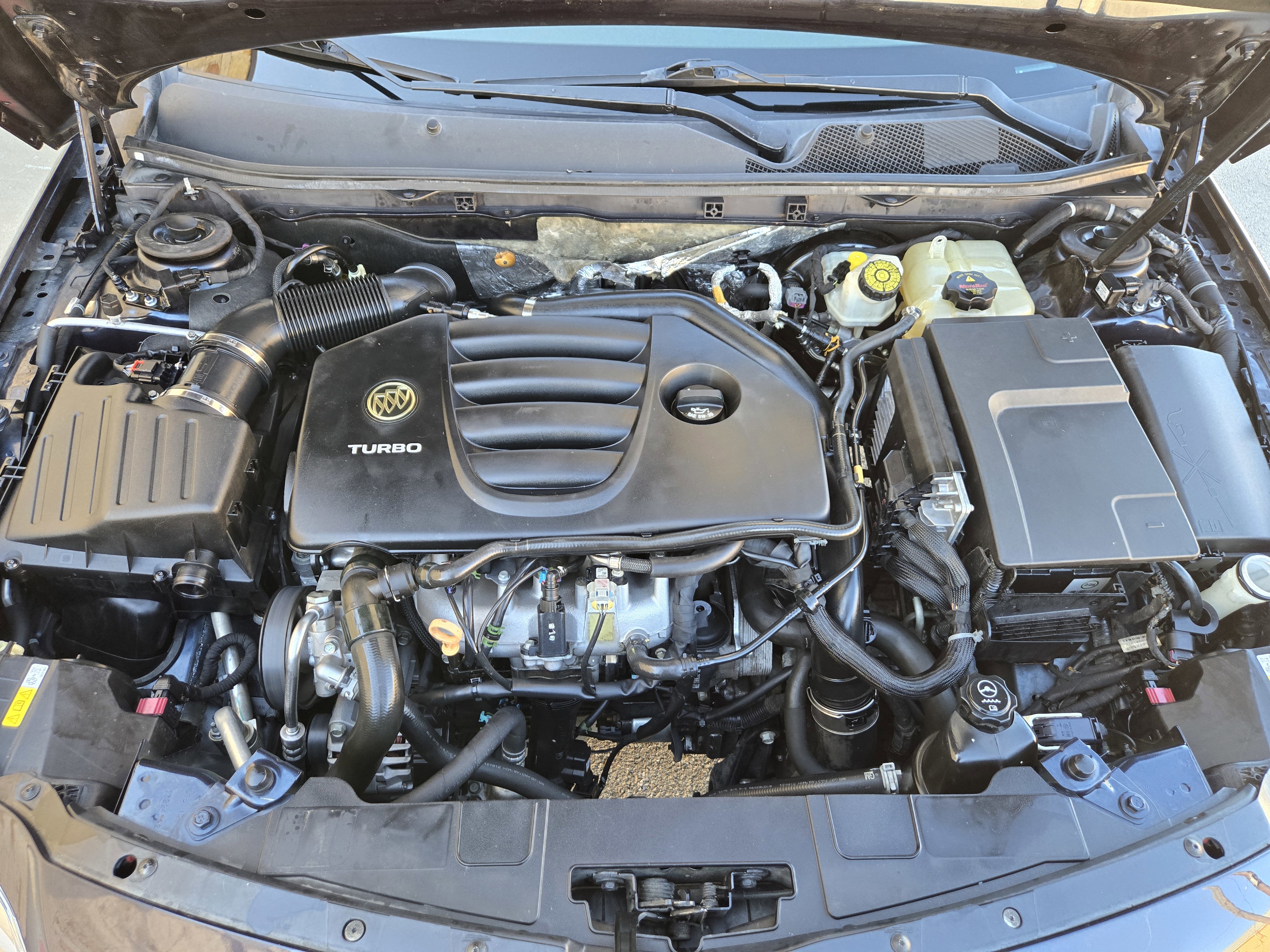 Used 2013 Buick Regal Premium FWD image 15