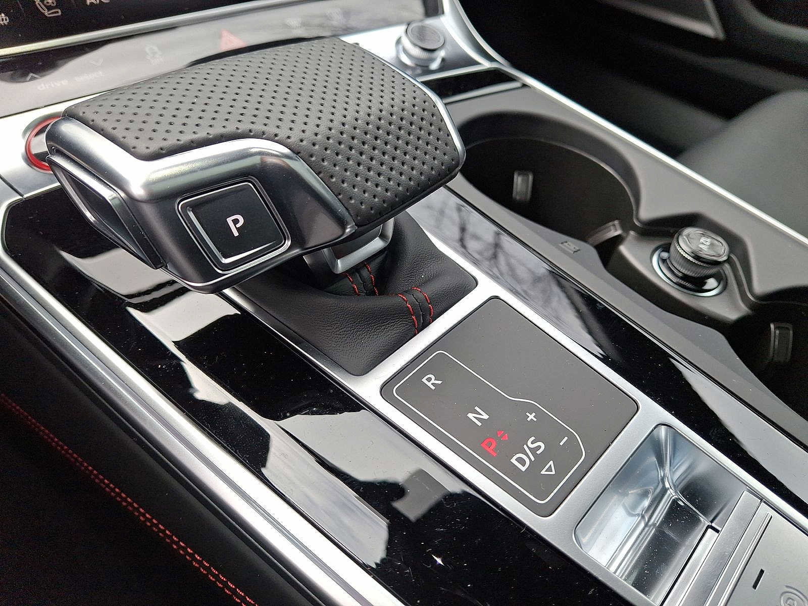 New 2026 Audi RS 6 performance image 13