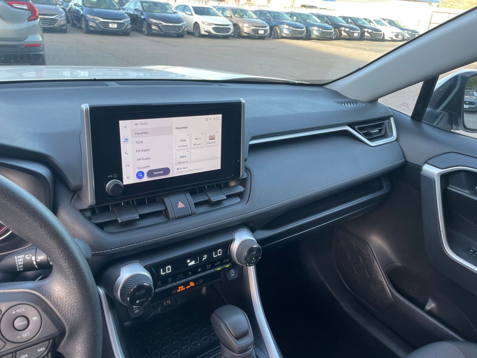 Used 2025 Toyota RAV4 XLE image 18