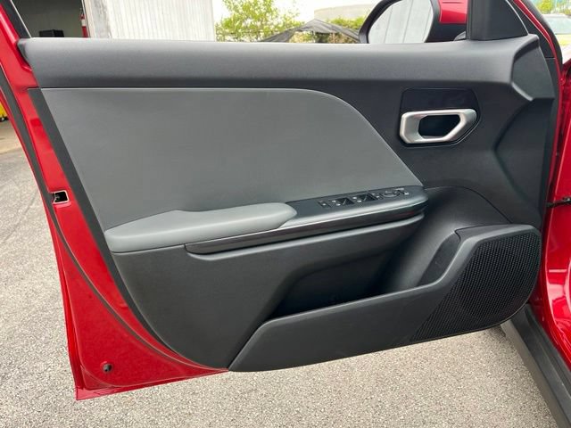 Certified 2025 Kia K4 FWD image 18