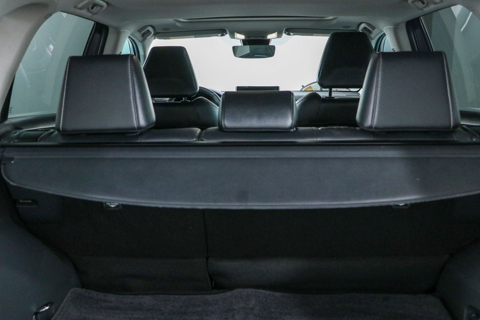Used 2024 Toyota RAV4 XLE Premium FWD image 30