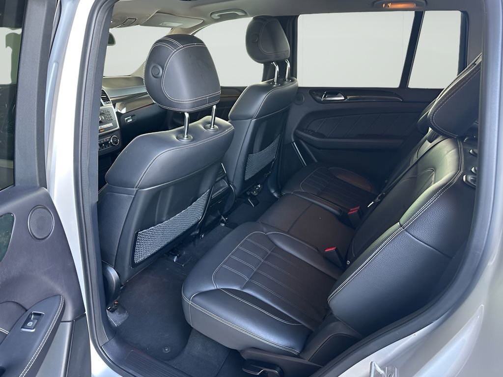 Used 2016 Mercedes-Benz GL 450 4MATIC image 28
