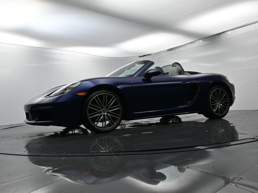 Used 2025 Porsche 718 Boxster image 44