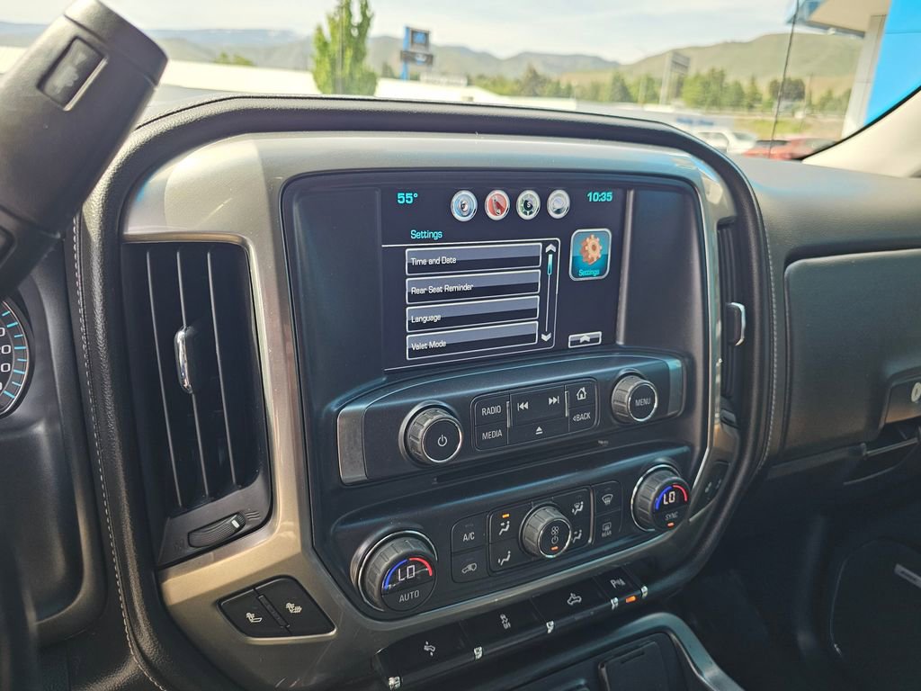 Used 2018 Chevrolet Silverado 1500 LTZ w/ LTZ Plus Package AWD/4WD image 27