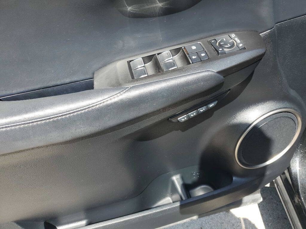 Used 2018 Lexus NX 300 FWD w/ Premium Package image 17