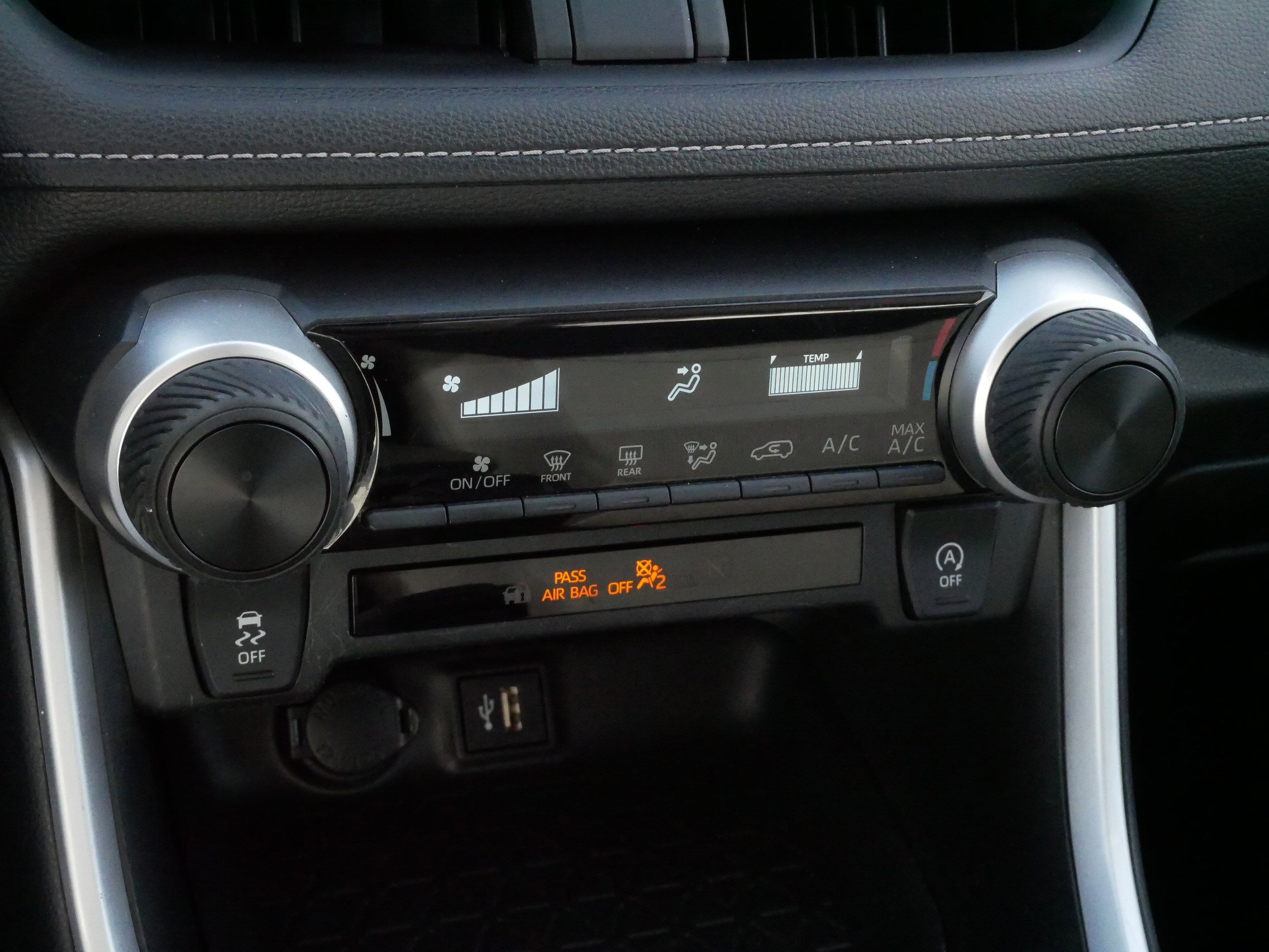 Certified 2023 Toyota RAV4 LE image 25