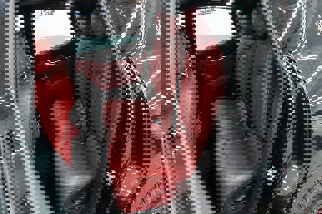 Used 2022 Maserati Levante GT image 27