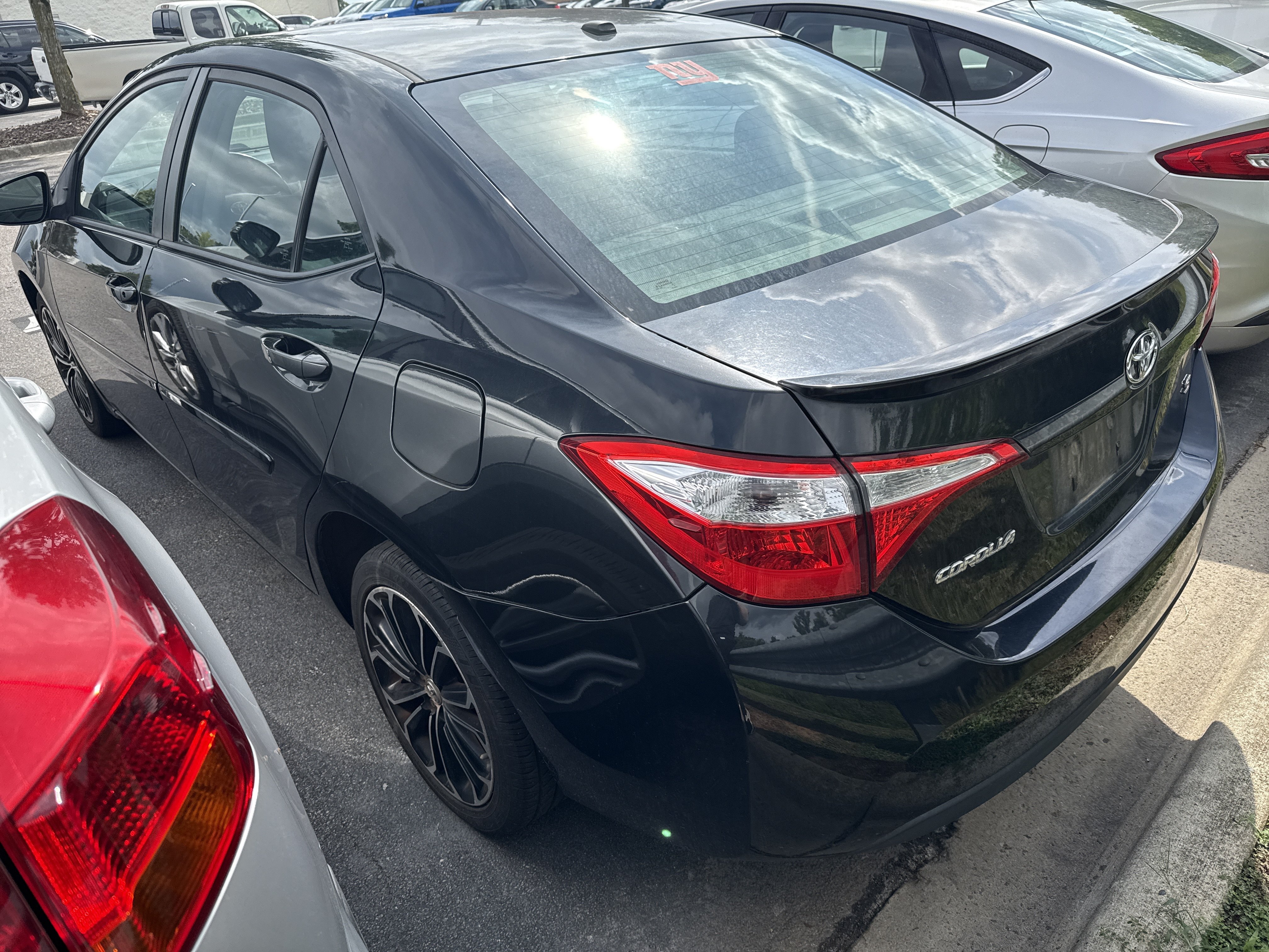 Used 2015 Toyota Corolla S Premium FWD image 7