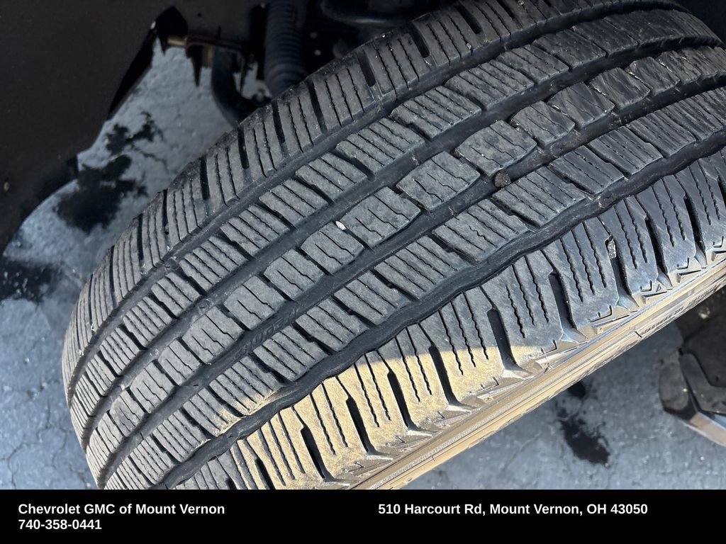 Used 2023 Chevrolet Suburban Premier AWD/4WD image 31