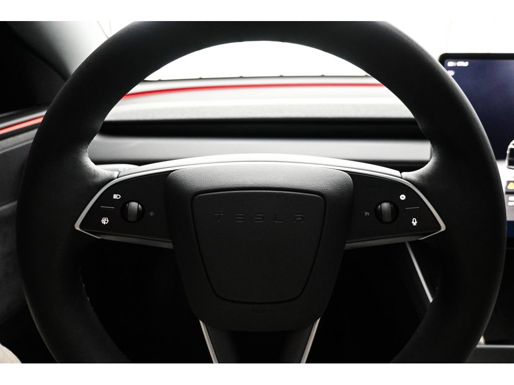 Used 2026 Tesla Model Y Long Range RWD image 15
