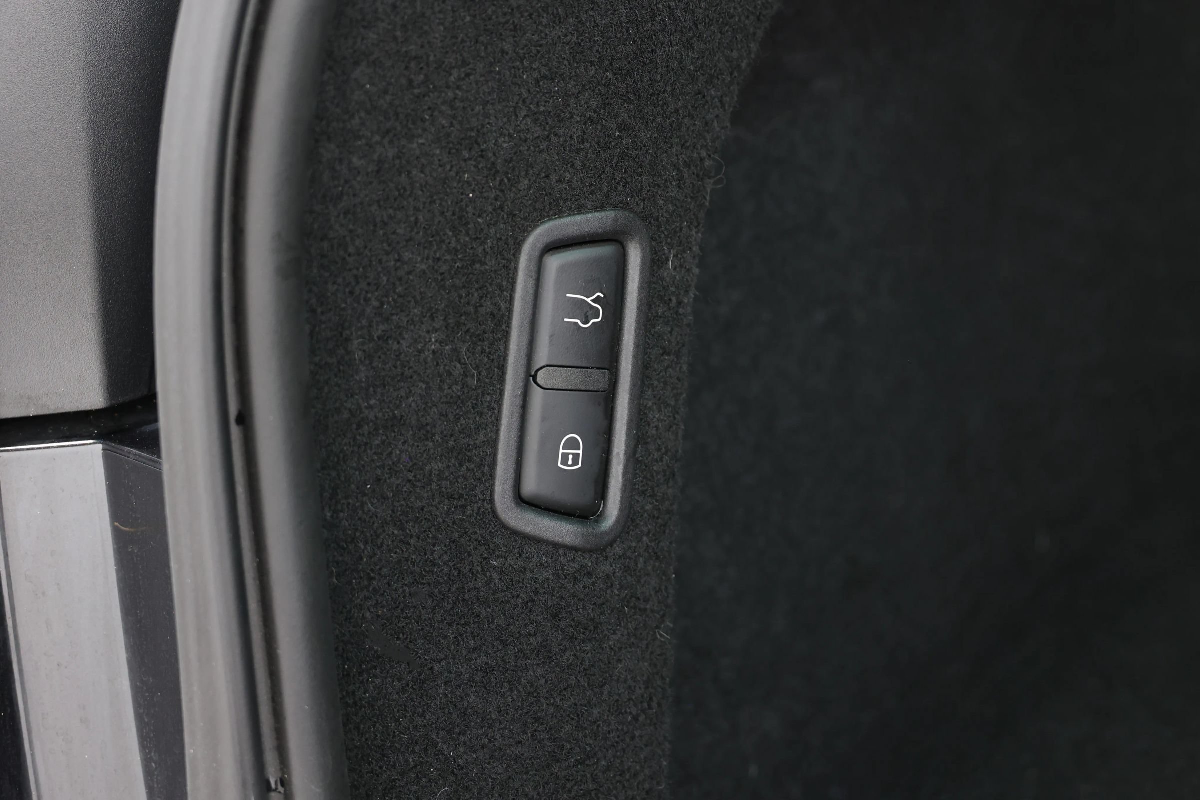 Used 2021 Maserati Levante GTS AWD/4WD image 70