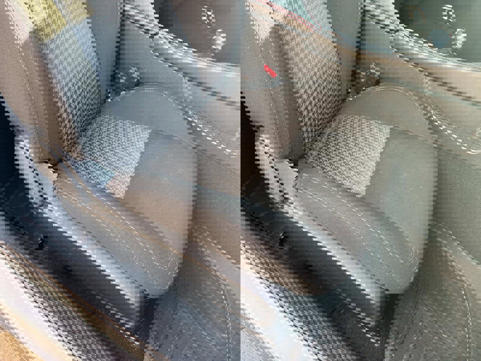 Used 2021 Dodge Challenger R/T w/ Blacktop Package image 21