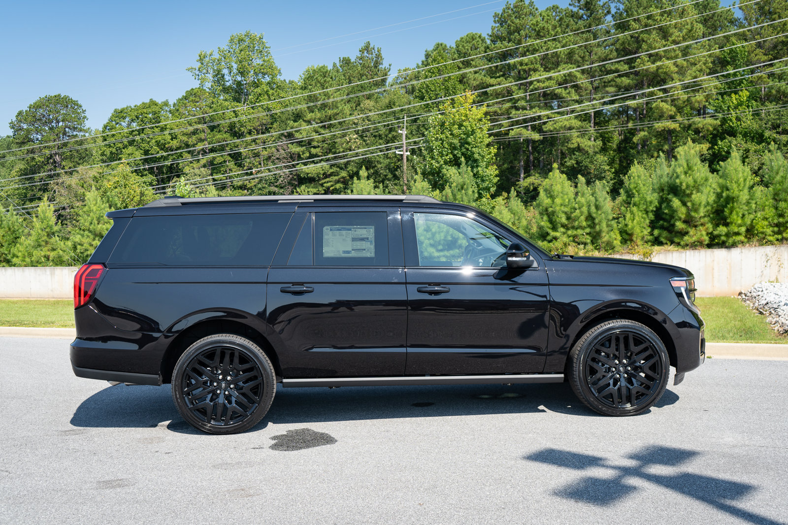 New 2027 Ford Expedition Max Platinum w/ Stealth Performance Package AWD/4WD image 19