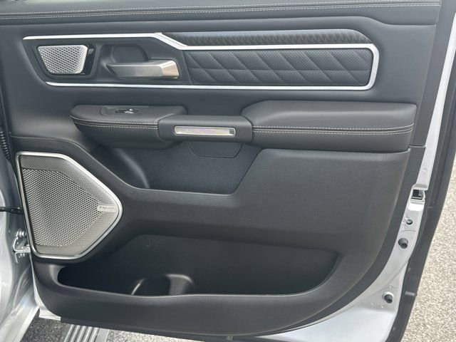 New 2026 RAM 1500 Tungsten AWD/4WD image 17