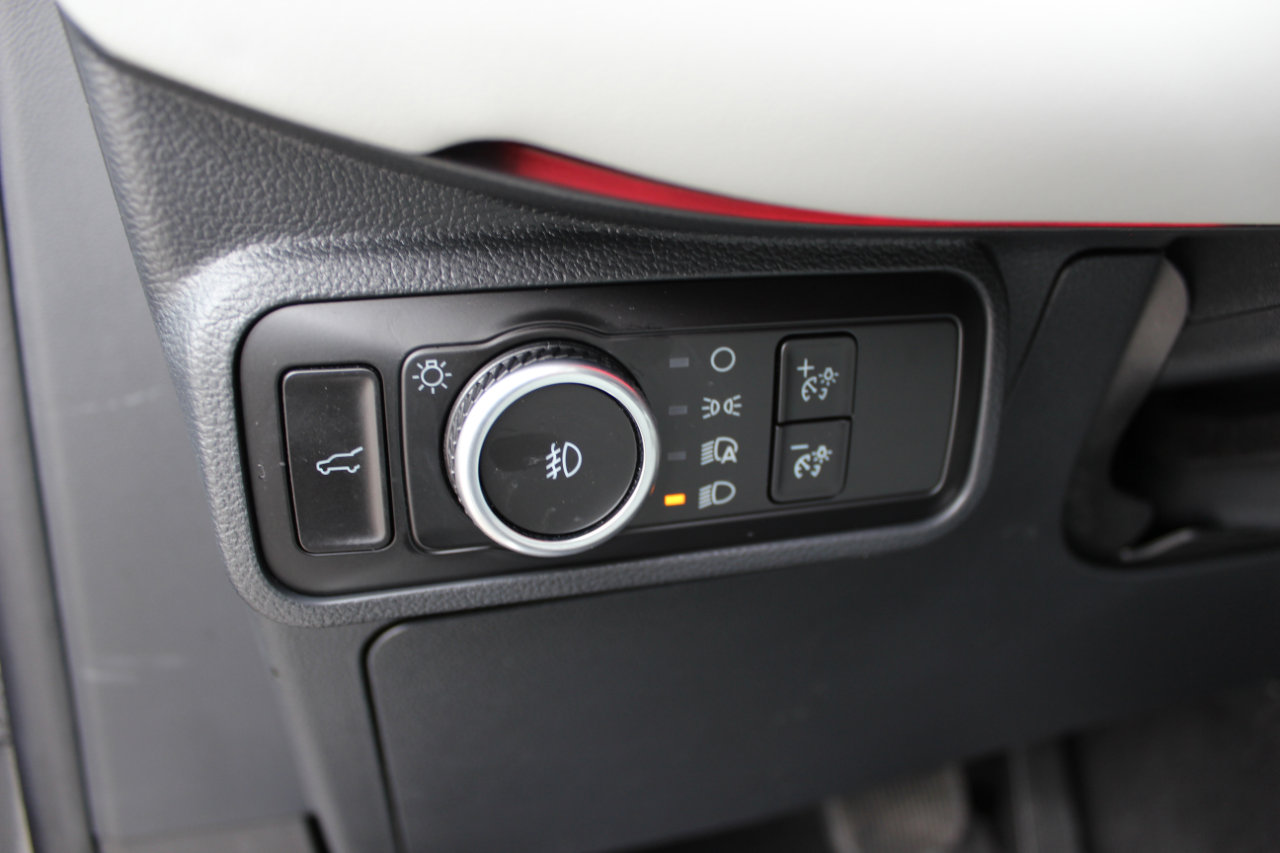 Used 2025 Ford Explorer Platinum w/ LUX Leather Package image 19