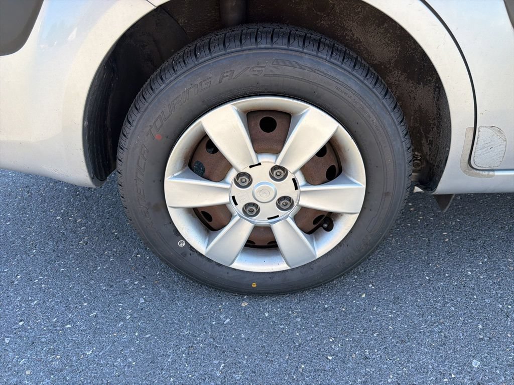 Used 2007 Kia Rio LX FWD image 11