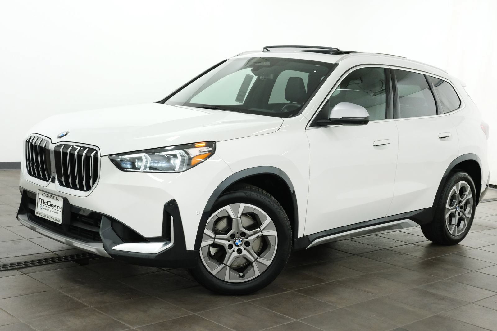 Used 2023 BMW X1 xDrive28i w/ Premium Package AWD/4WD video 1