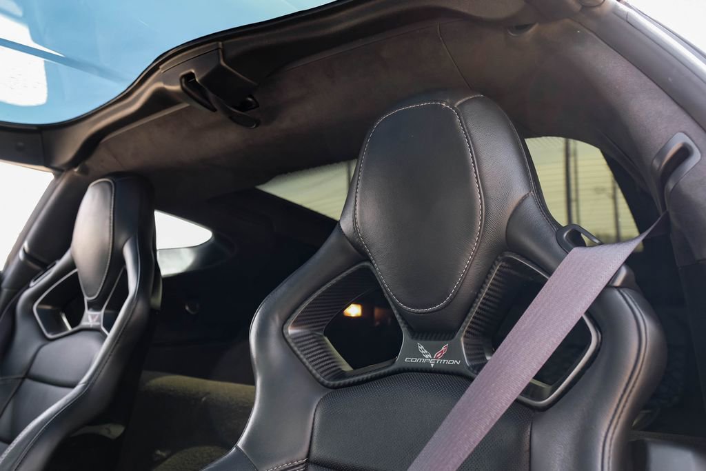 Used 2017 Chevrolet Corvette Stingray Coupe w/ 3LT Preferred Equipment Group image 31