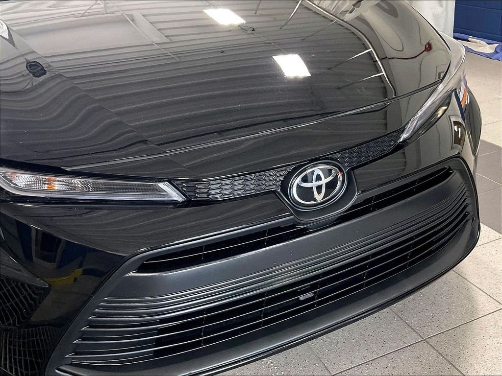 Certified 2026 Toyota Corolla LE FWD image 30
