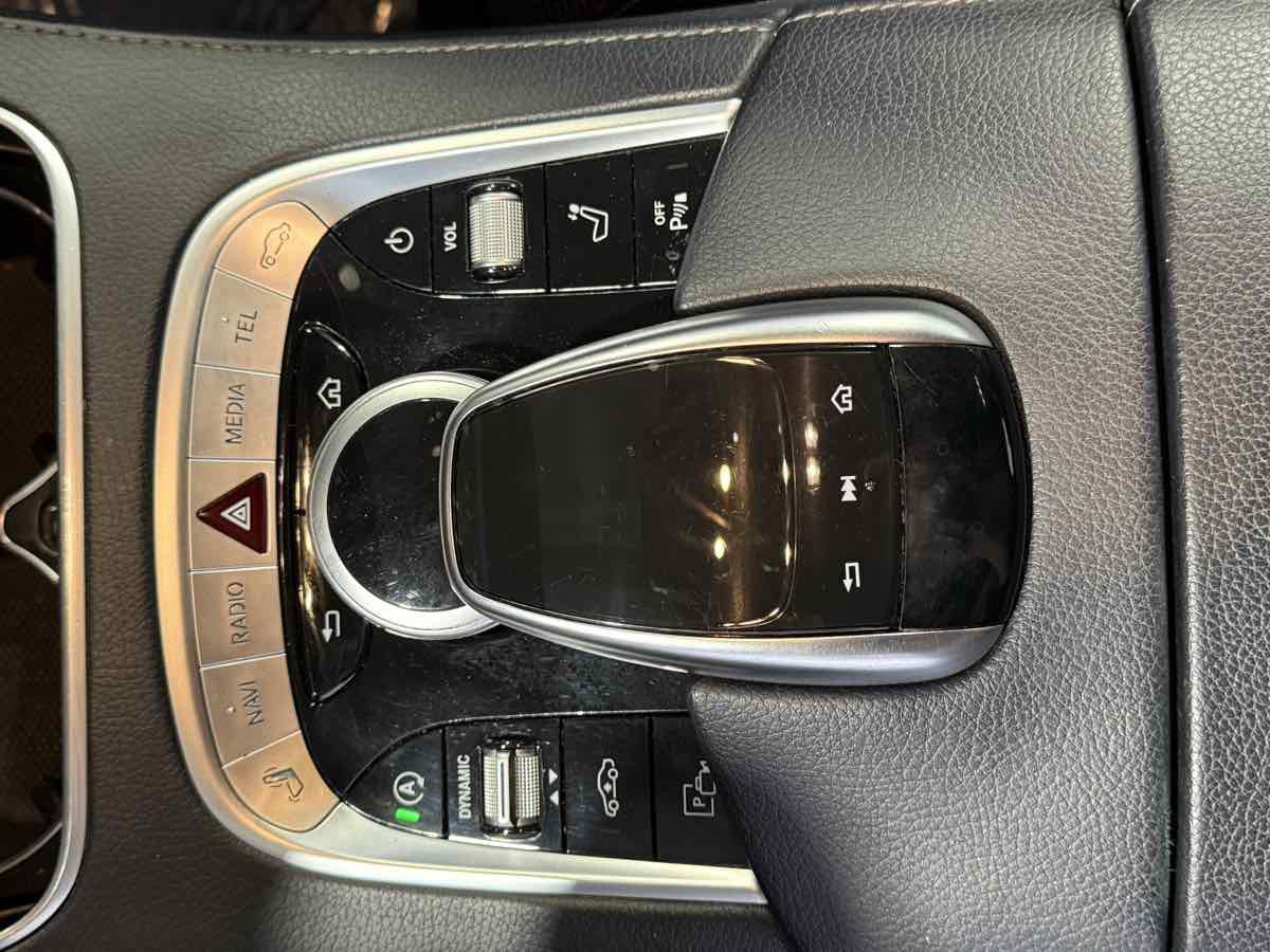 Used 2019 Mercedes-Benz S 450 4MATIC Sedan w/ Premium Package image 29