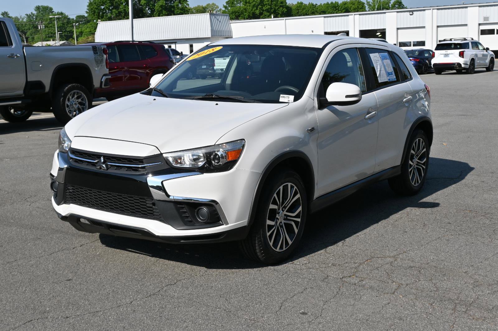 Used 2018 Mitsubishi Outlander Sport ES FWD image 3