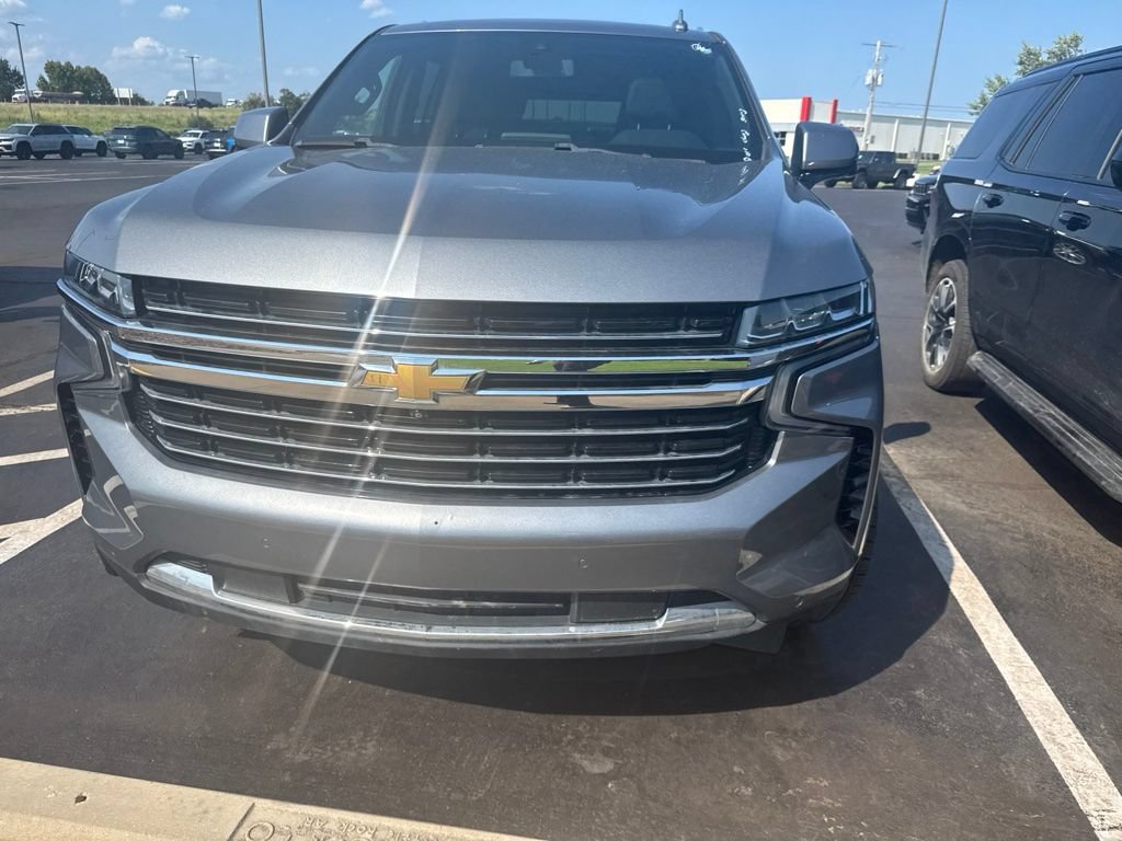 Used 2021 Chevrolet Tahoe LT w/ LT Signature Package AWD/4WD image 2