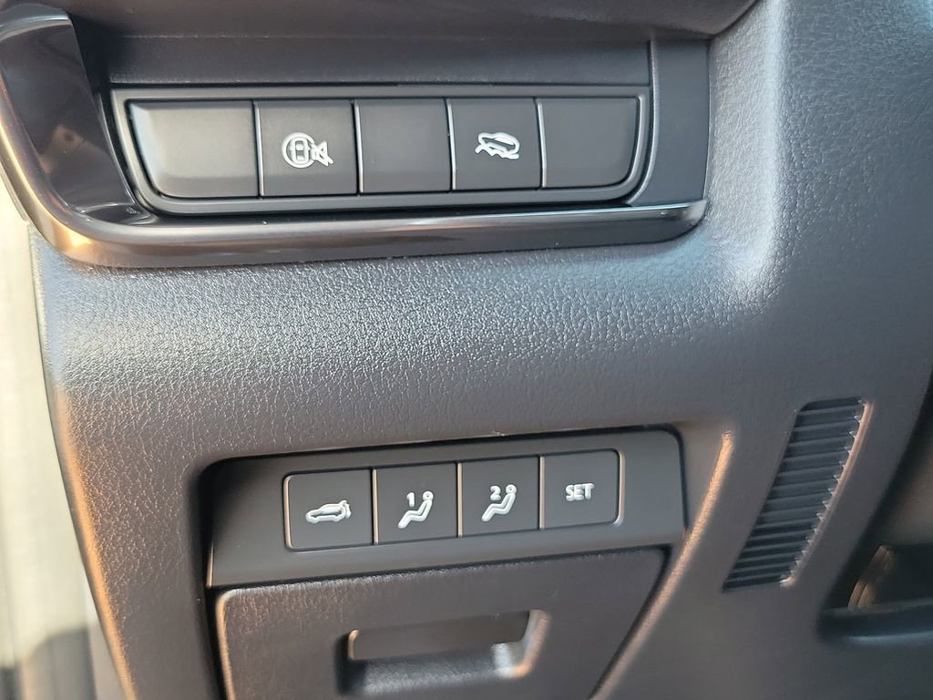 Certified 2025 MAZDA CX-30 AWD 2.5 S w/ Premium Package image 15