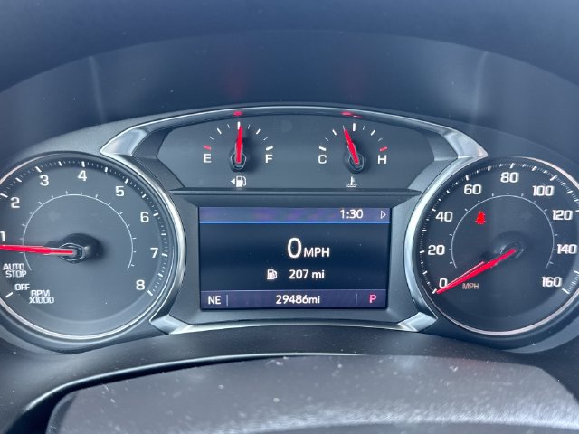 Used 2024 GMC Terrain SLT AWD/4WD image 16