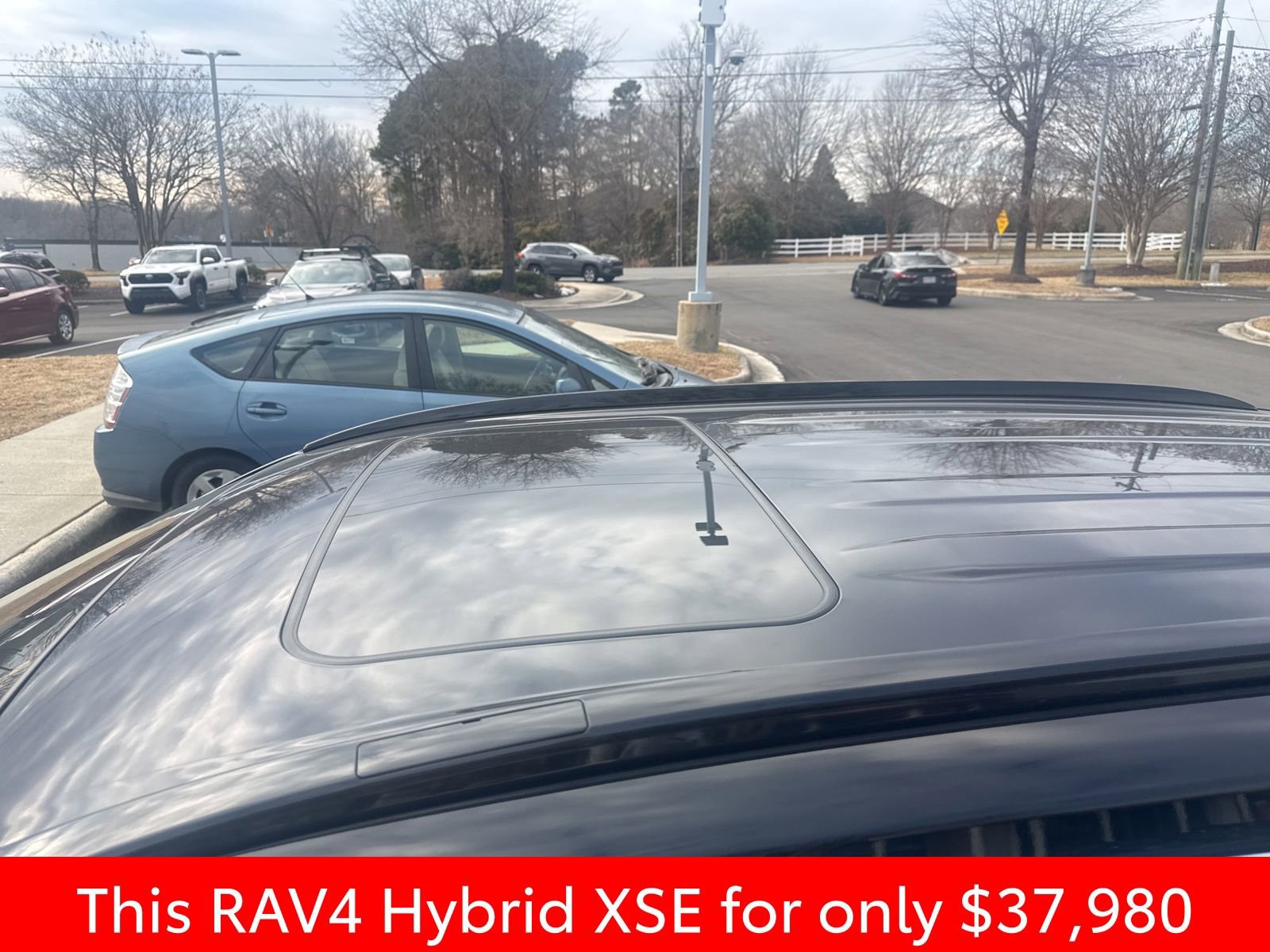 Used 2024 Toyota RAV4 XSE w/ Weather Package image 12