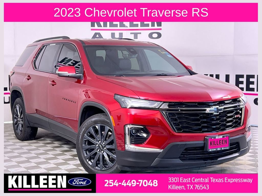 Used 2023 Chevrolet Traverse RS