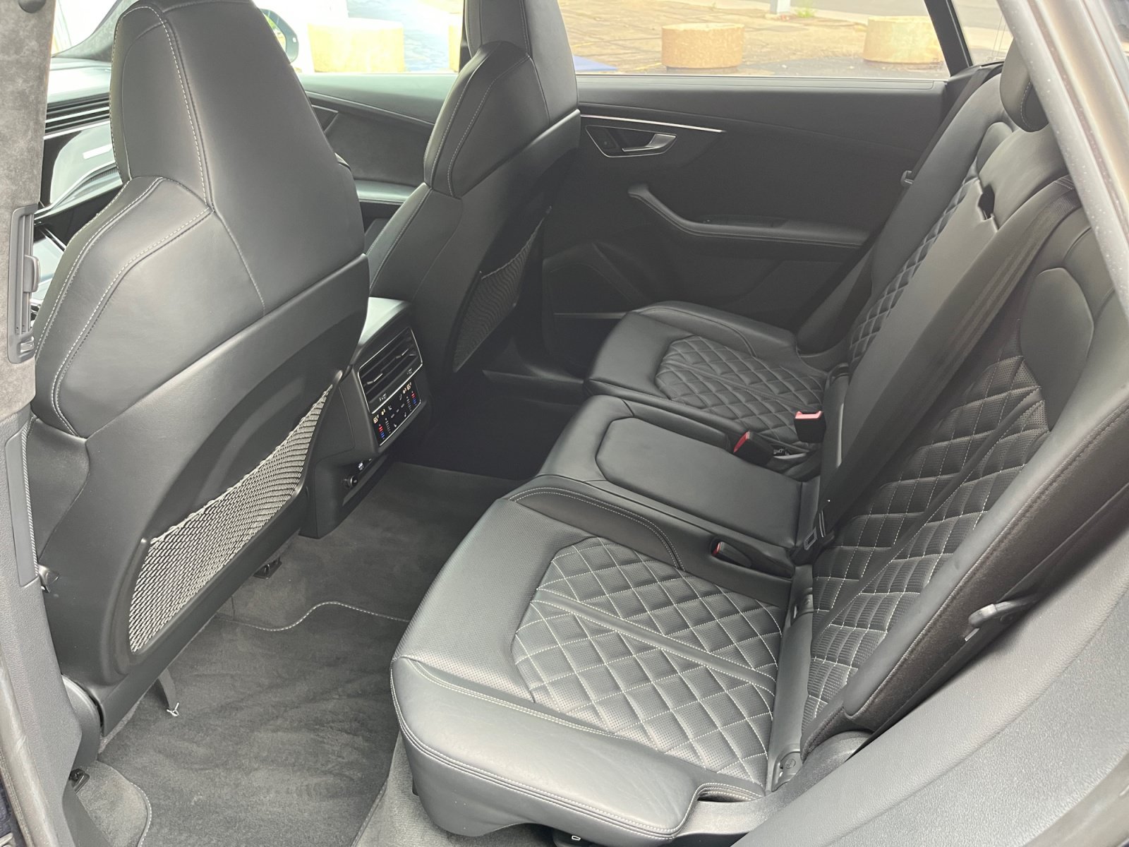 Used 2020 Audi SQ8 Prestige AWD/4WD image 17