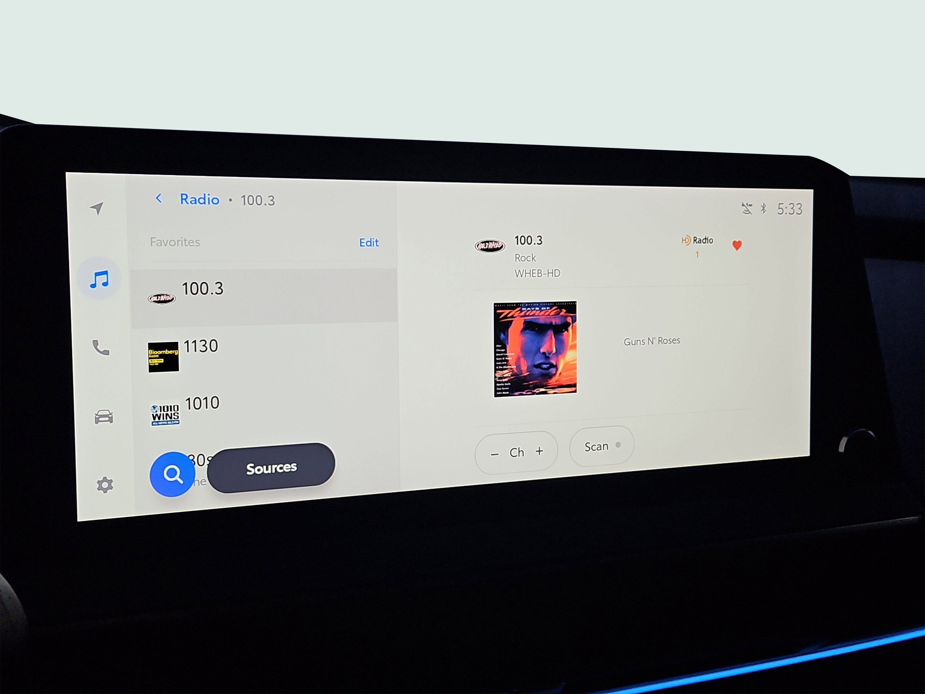 Used 2024 Toyota Prius XLE image 29