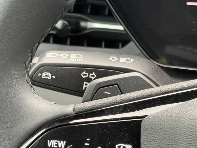 Used 2025 Audi Q6 e-tron Premium Plus AWD/4WD image 28