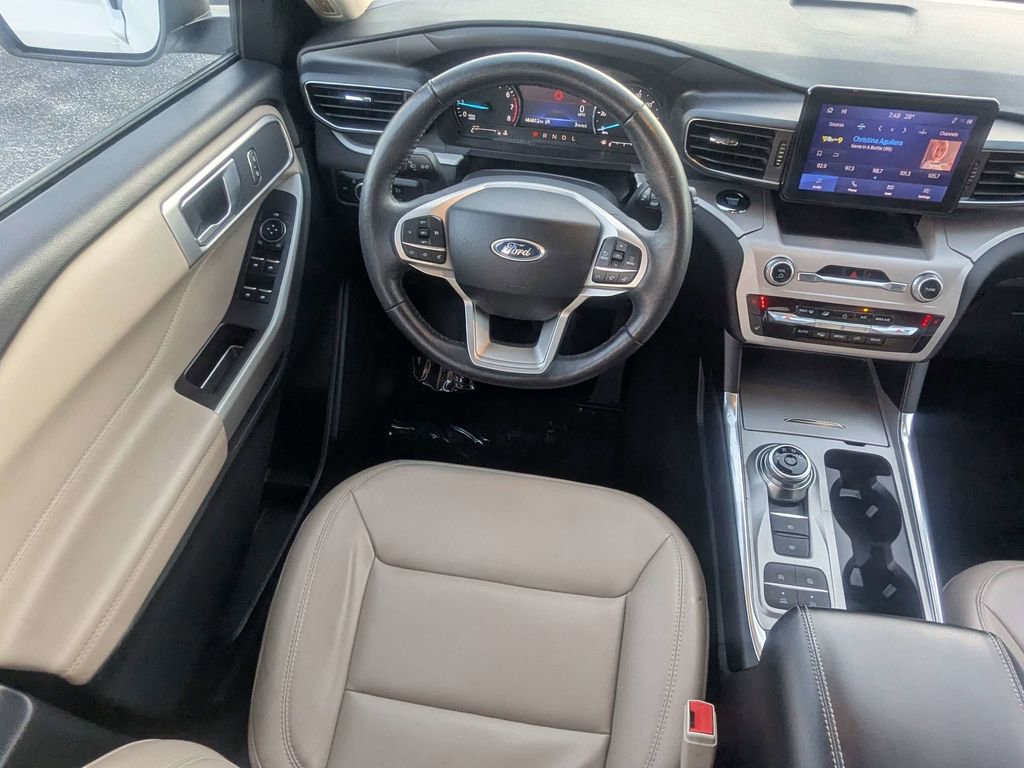 Used 2024 Ford Explorer XLT w/ Equipment Group 202A image 18