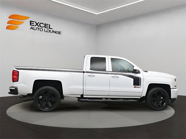 Used 2018 Chevrolet Silverado 1500 LT w/ Rally 2 Edition image 6