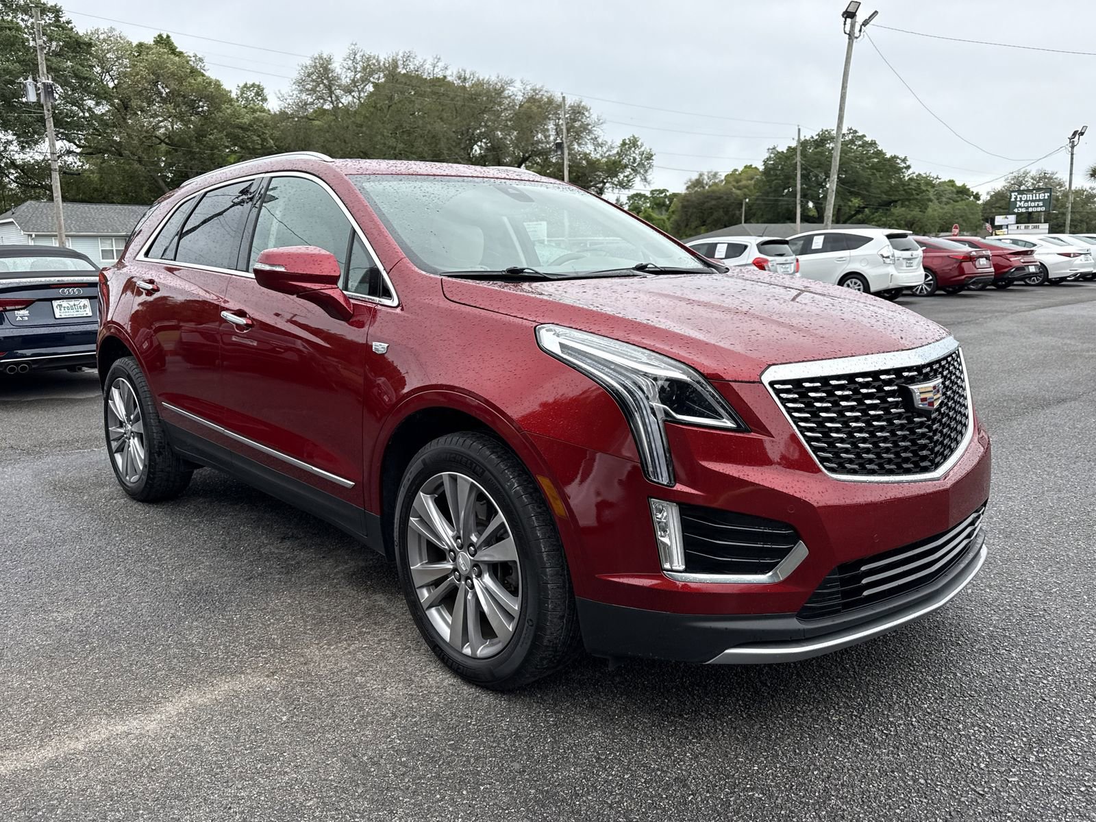 Used 2024 Cadillac XT5 Premium Luxury w/ LPO, Floor Liner Package image 7