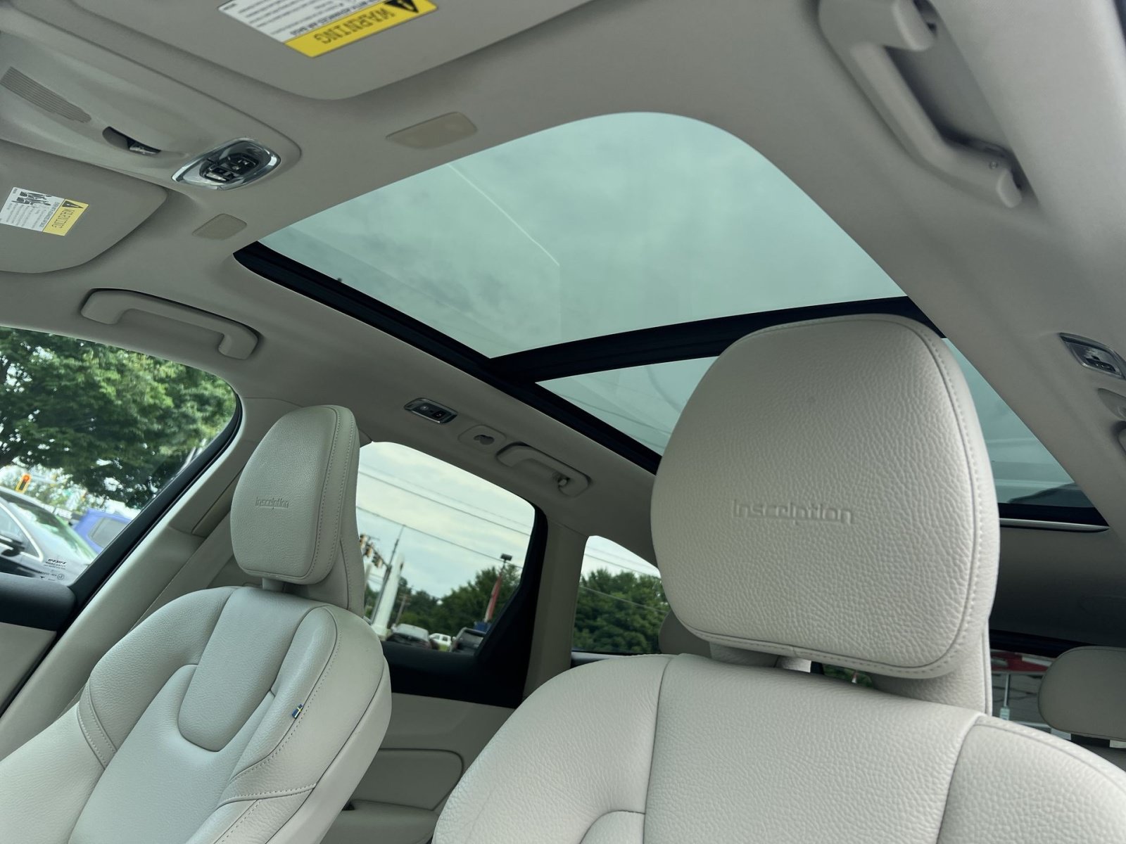 Used 2019 Volvo XC60 T5 Inscription AWD/4WD image 24
