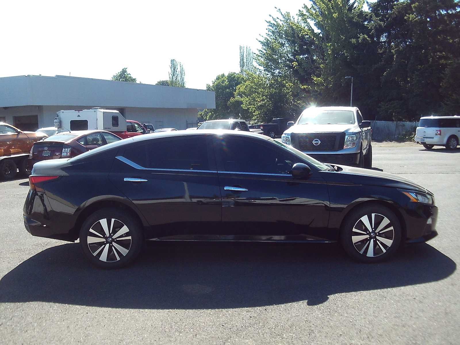 Used 2021 Nissan Altima 2.5 SV AWD/4WD image 6