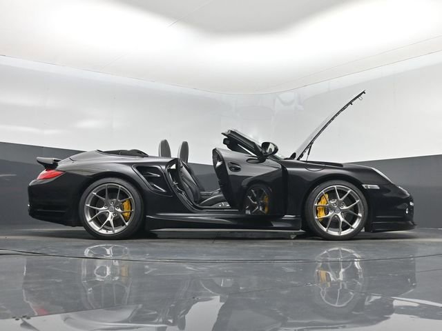 Used 2011 Porsche 911 Turbo S image 7