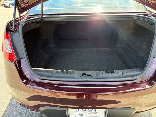 Used 2011 Ford Taurus SEL w/ 201A Rapid Spec Order Code FWD image 16