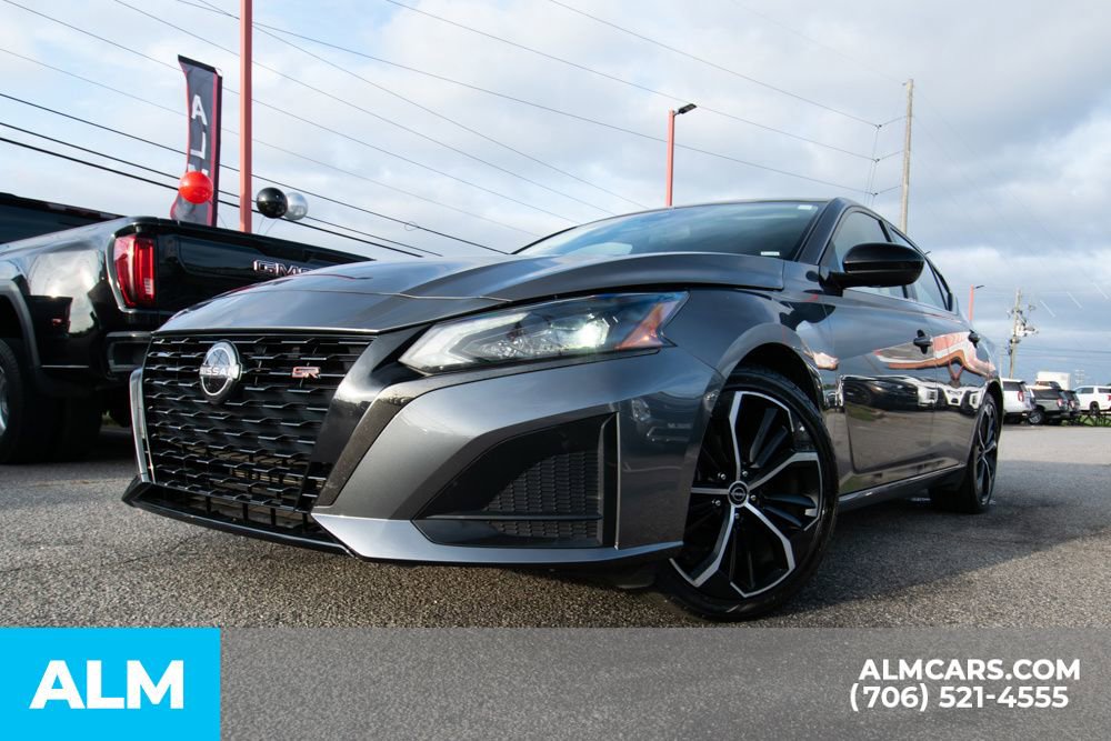 Used 2024 Nissan Altima 2.5 SR image 7