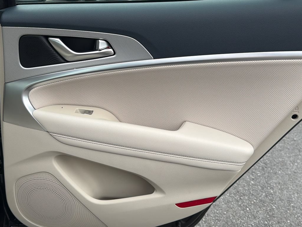 New 2026 Genesis G70 2.5T Prestige RWD image 18