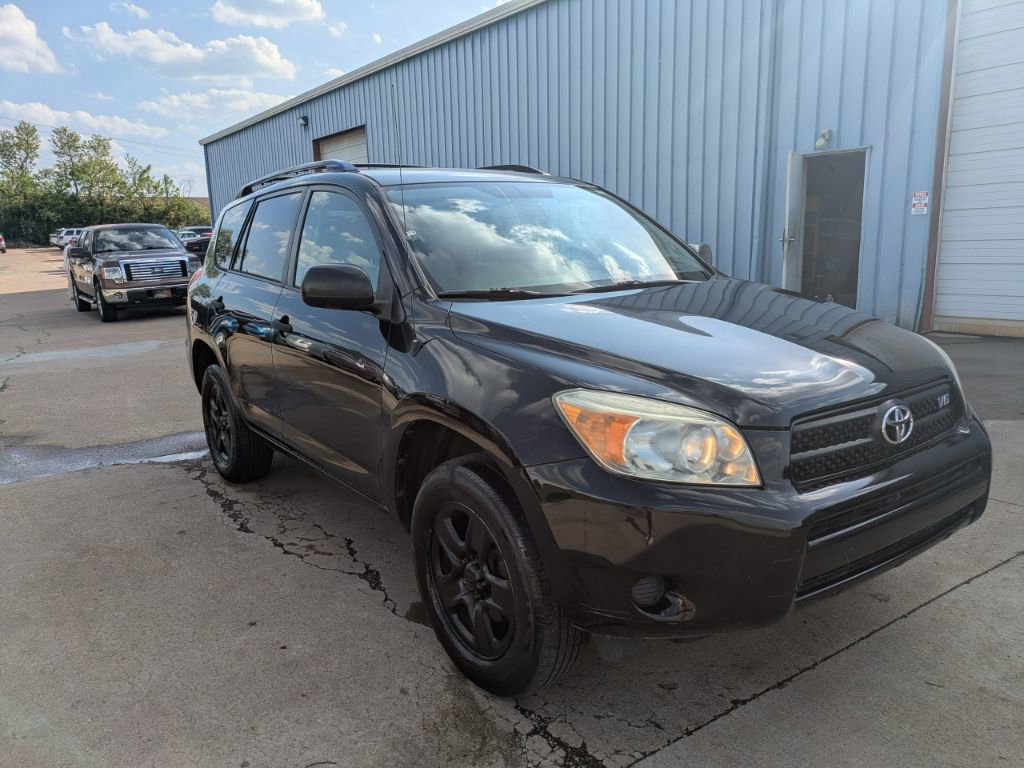 Used 2008 Toyota RAV4 4WD V6 image 3