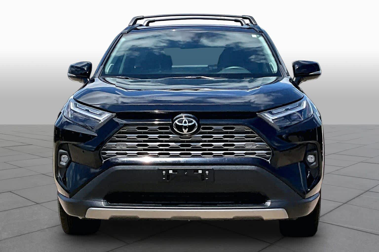 Used 2024 Toyota RAV4 Limited FWD image 4