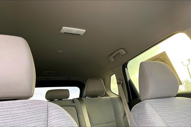 Used 2023 Nissan Rogue SV image 22