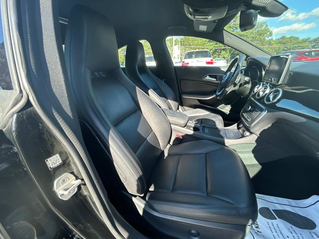 Used 2015 Mercedes-Benz CLA 250 4MATIC image 17