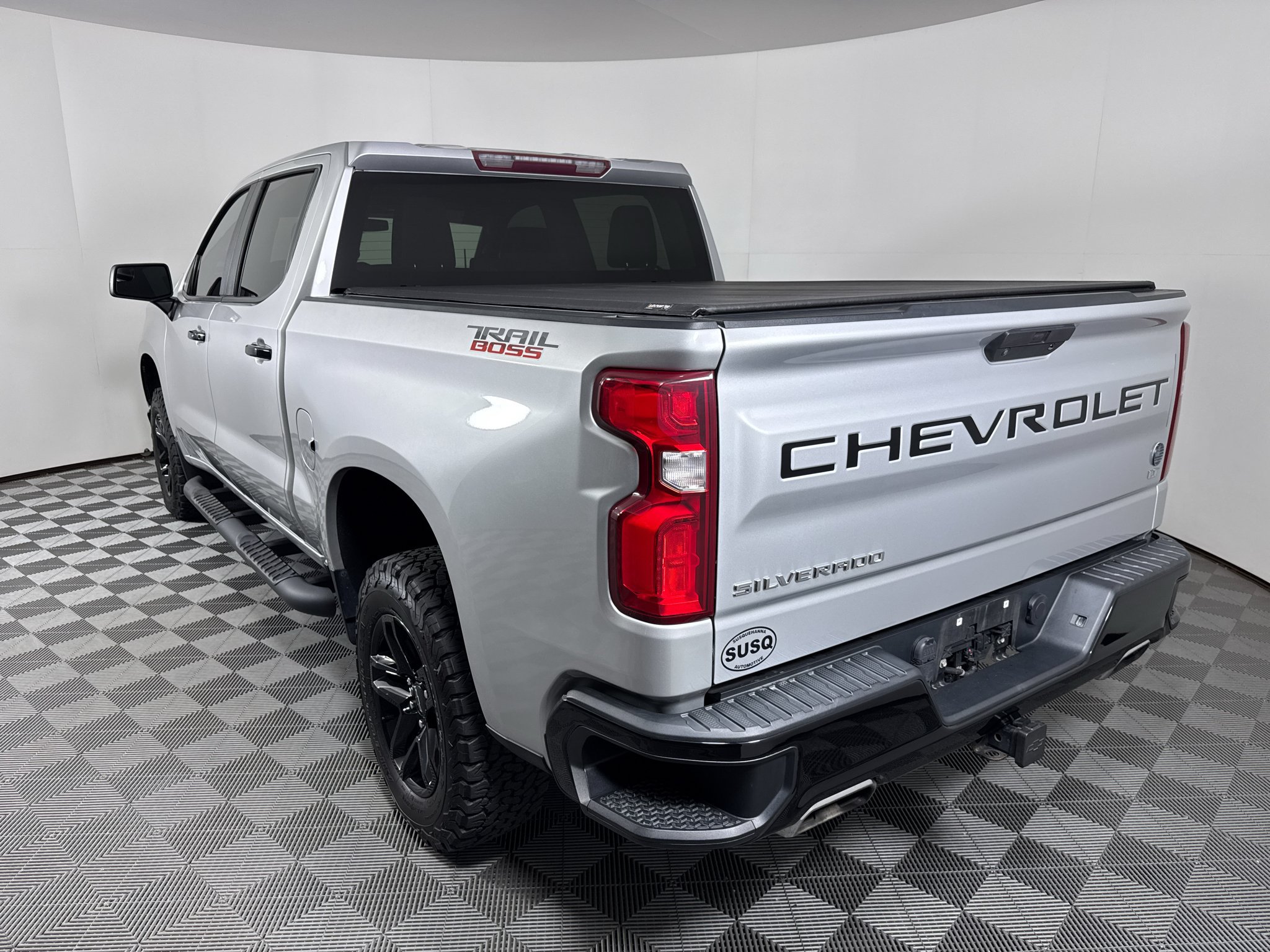 Used 2020 Chevrolet Silverado 1500 LT Trail Boss AWD/4WD image 18