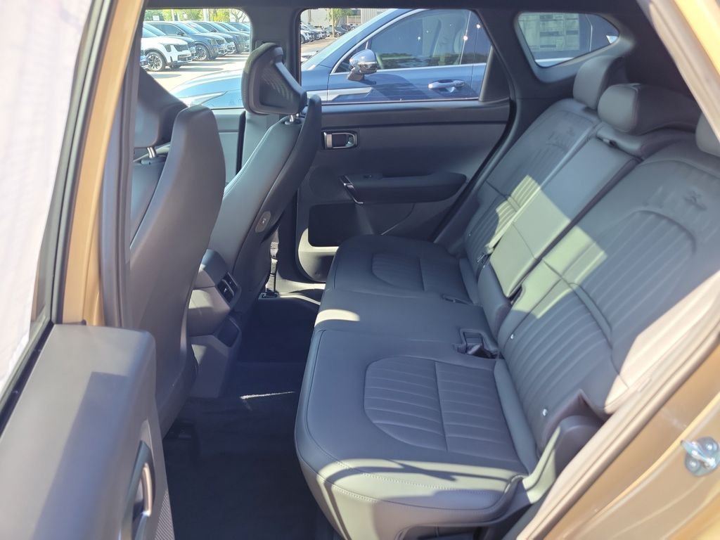 New 2027 Kia Seltos X-Line SX AWD/4WD image 16