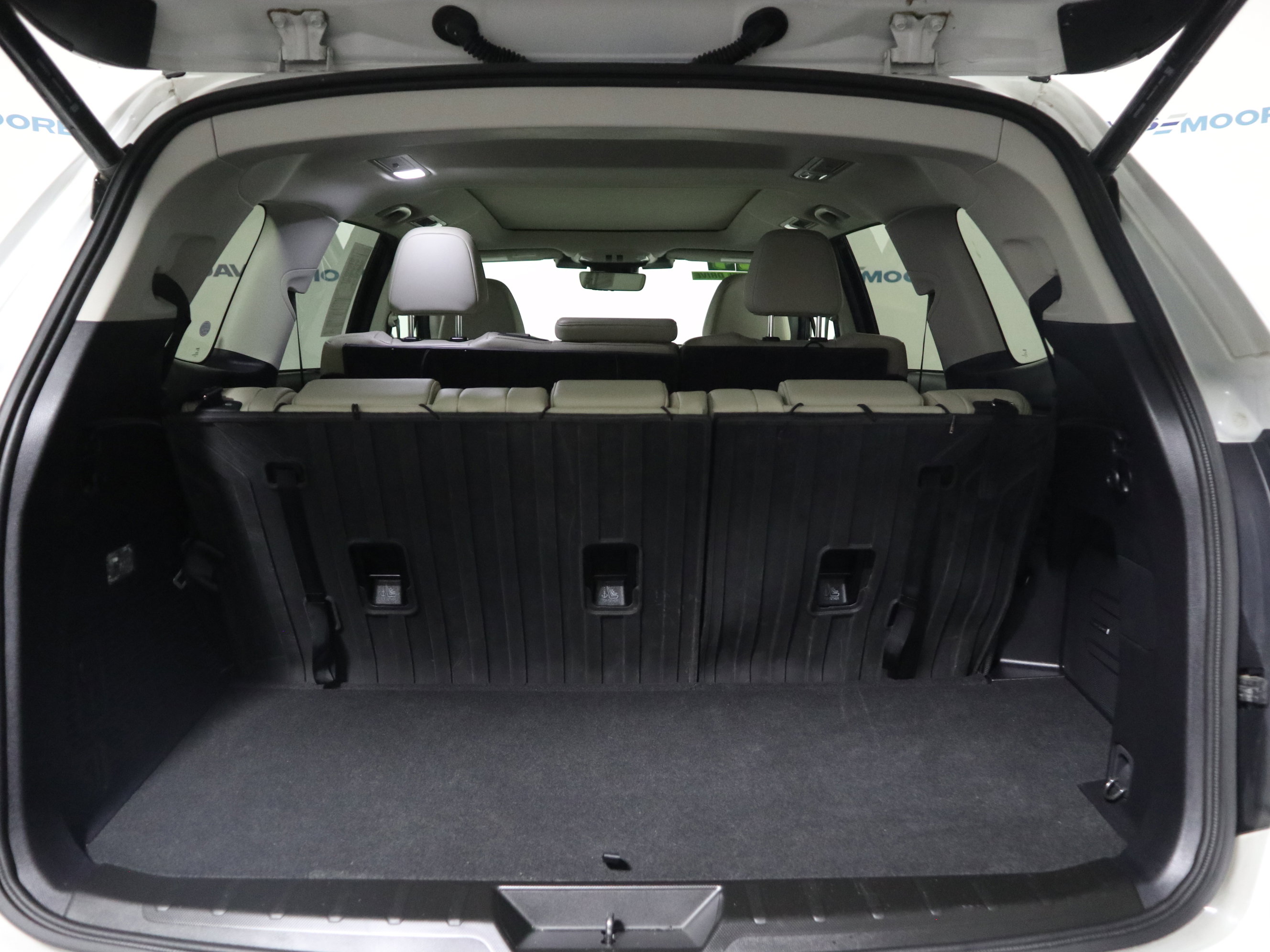 Used 2024 Subaru Ascent Limited w/ Technology Package AWD/4WD image 8