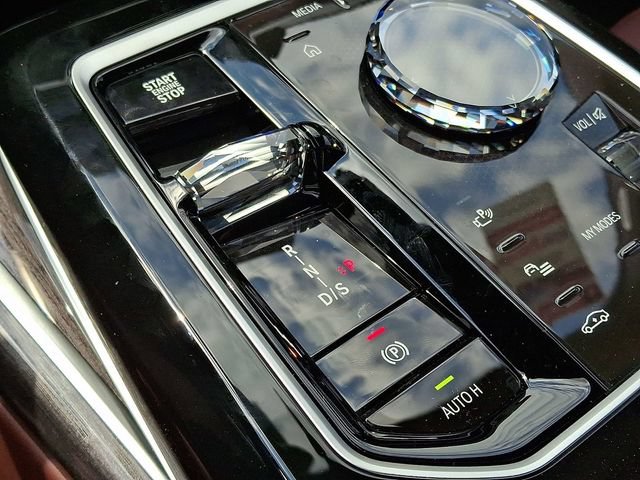 New 2026 BMW 740i xDrive AWD/4WD image 13